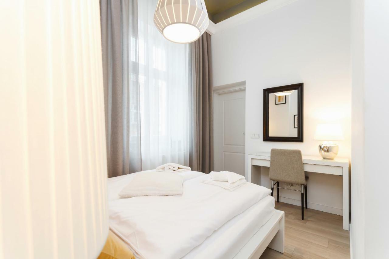 Apartment Krakow Arianska By Renters Prestige Exteriör bild